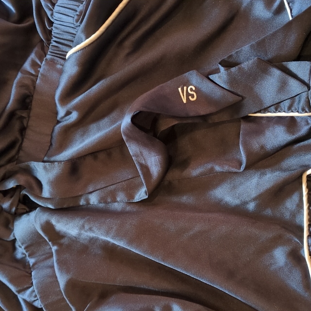 Victorias Secret Silky Pajamas - Picture 3 of 7